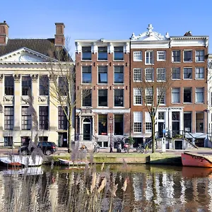 Stayokay Stadsdoelen Amsterdam